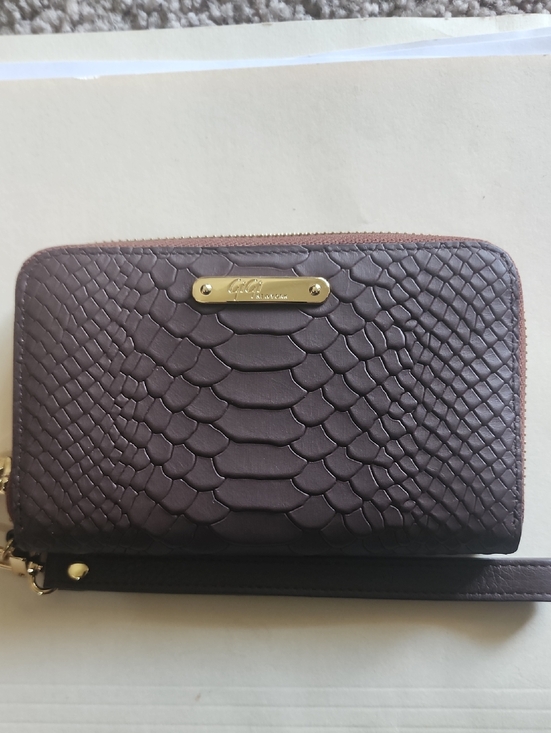GiGi New York Handbags - GiGi New York Plum Embossed Zip Wallet with Gold Plaque